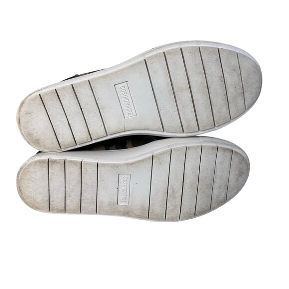 Cushionaire Hart Hidden Wedge Sneaker WMNS Camp Print US Sz 9 Zipper Ankle Shoes - Picture 5 of 6